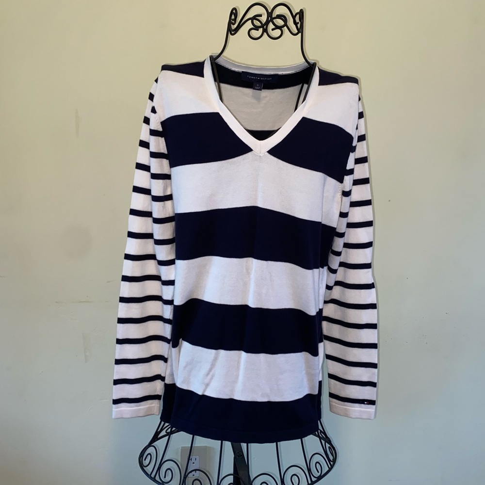 Tommy Hilfiger sweater
